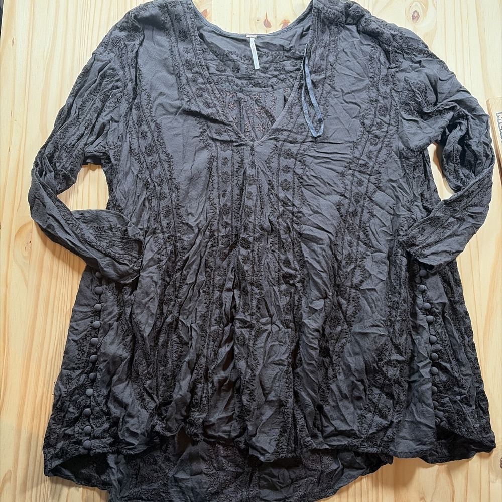Free People Black Floral Embroidered Boho Tunic Top Size Small Whimsigoth Long